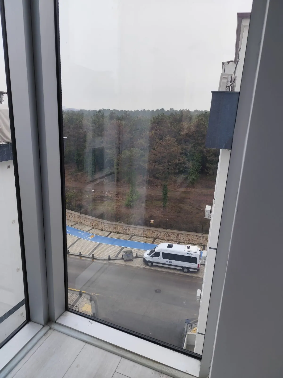 Manzaralı pencere